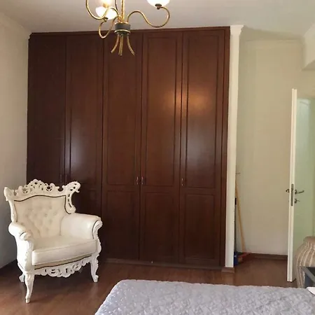 3bedroom House In Semesterbostad Larnaca
